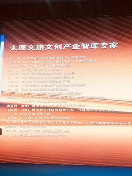 澳门在变革中的前行，迈向2025年免费公开资料的乐观解读与实施策略